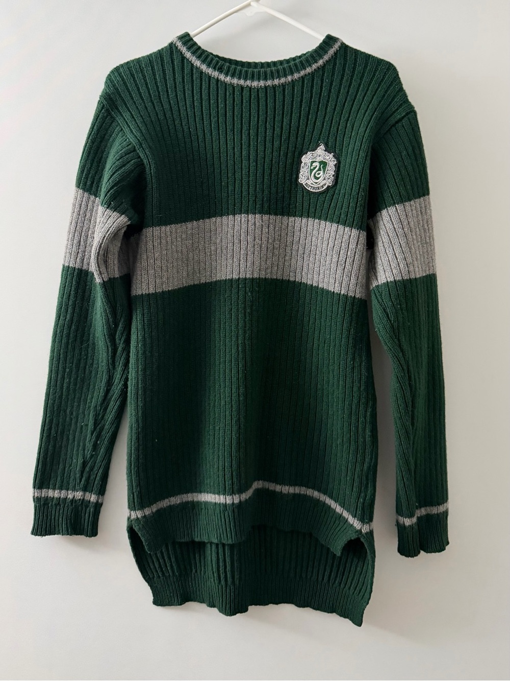Universal Studios Harry Potter Size Medium Knit Sweater Slytherin Striped Used